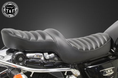 有限会社ガレージT&F / SR400 タックロールシート(Face-6)