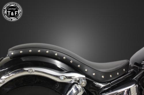 有限会社ガレージT&F / シャドウ400 スタッド付コブラシート(スムース)