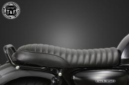 有限会社ガレージT&F / GB350 フラットシート(タックロール)