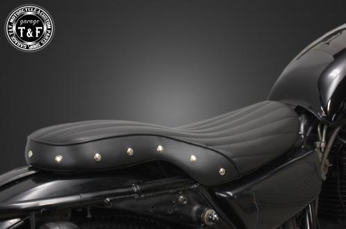 有限会社ガレージT&F / 250TR スタッド付きバーチカルシート(Face-4)