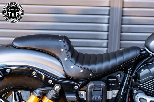 有限会社ガレージT&F / ボルト スタッド付きガンファイターシート