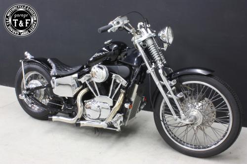 有限会社ガレージT&F / スティード400 スタッド付きシングルシート