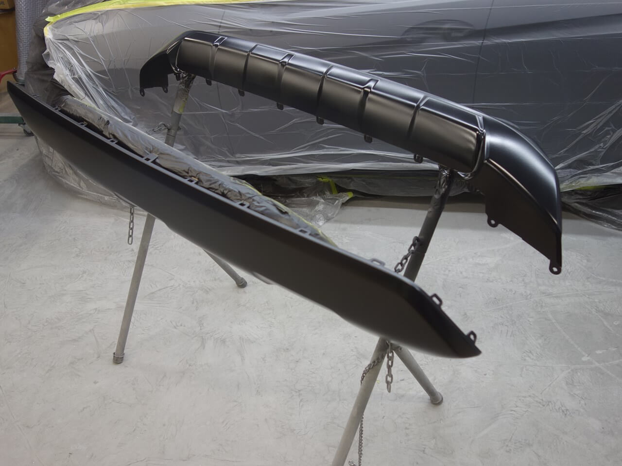 トヨタ RAV4 前後バンパ―スキッドパネル ラプターライナー塗装 東京都