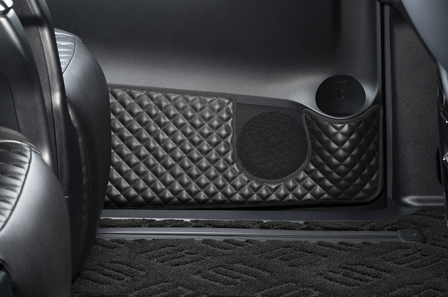 D.A.D ドア キックガード ノーマルレザー 【KG】 | 車種別専用パーツ