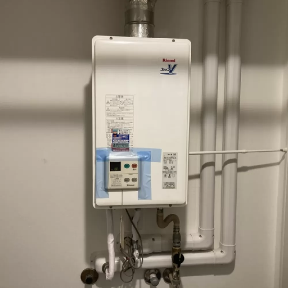 リンナイRUX-V1610FFUA-E→リンナイGQ-2037WS-FFA BL｜春日部市の給湯