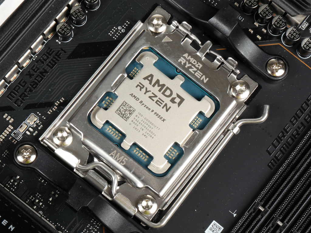 コンシューマ向け最速で発熱も控えめなZen 5のハイエンド、AMD「Ryzen