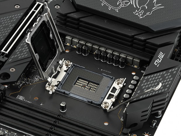 MSI「MPG Z690 CARBON WIFI」検証：ミドルレンジ最高峰の20フェーズ