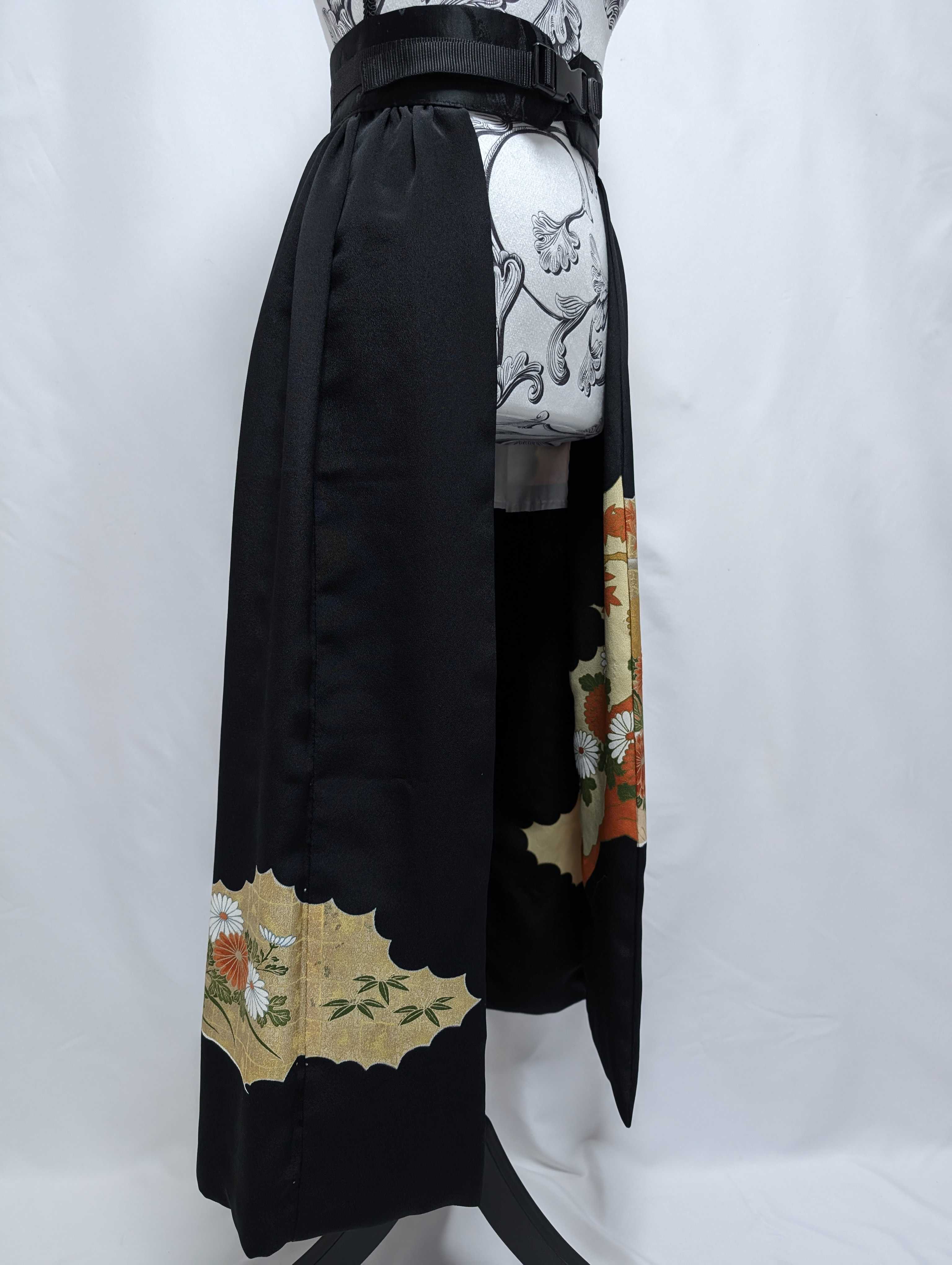 尾長鶏×四季草花】黒留袖オーバースカート｜着物リメイクGeGe
