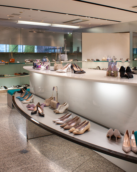 銀座6丁目本店｜オリジナルシューズ＆バッグの銀座かねまつ（GINZA