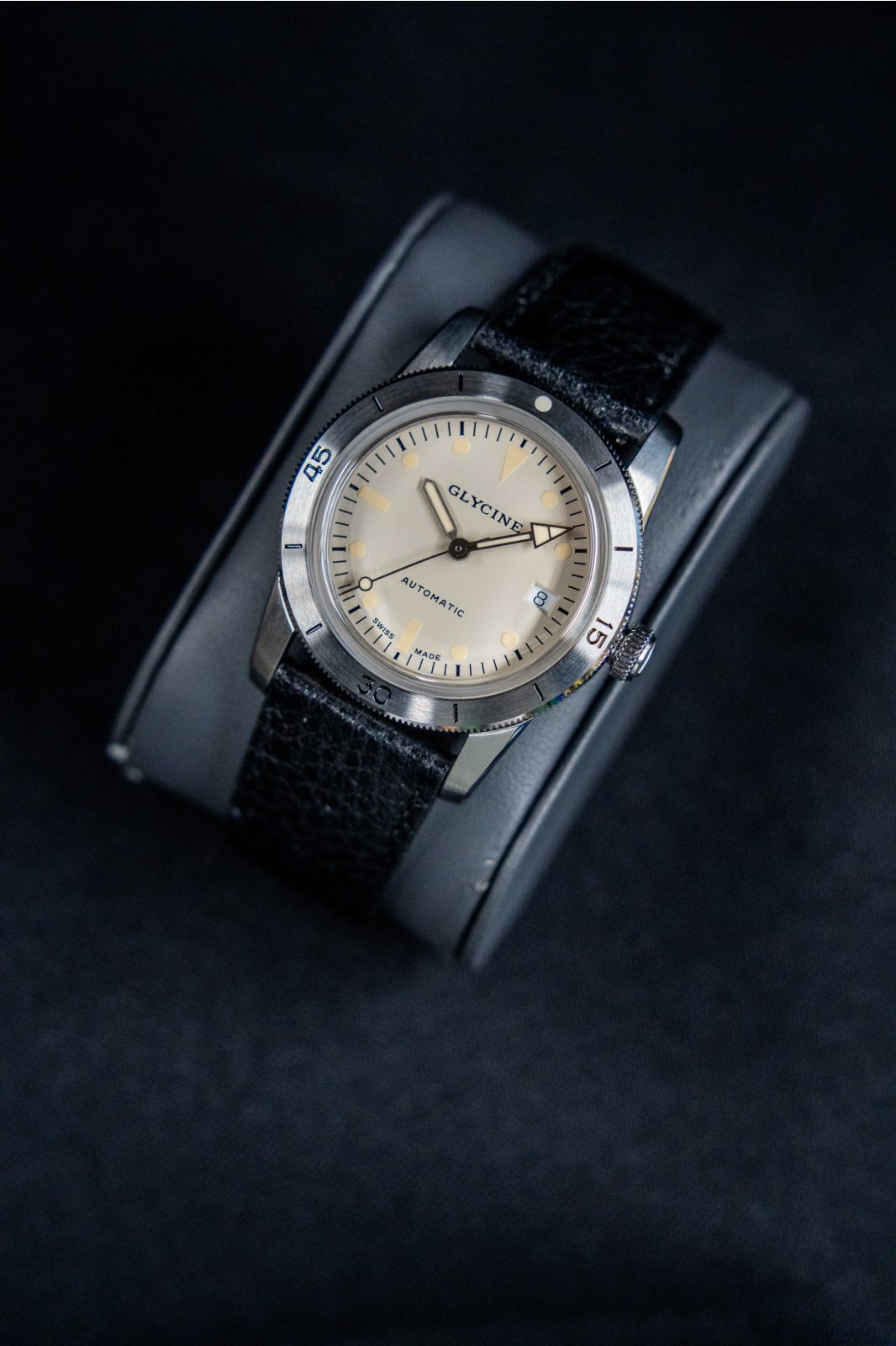 カラーリング・白髪染め glycine 徐々に白髪にする】白髪を活かした