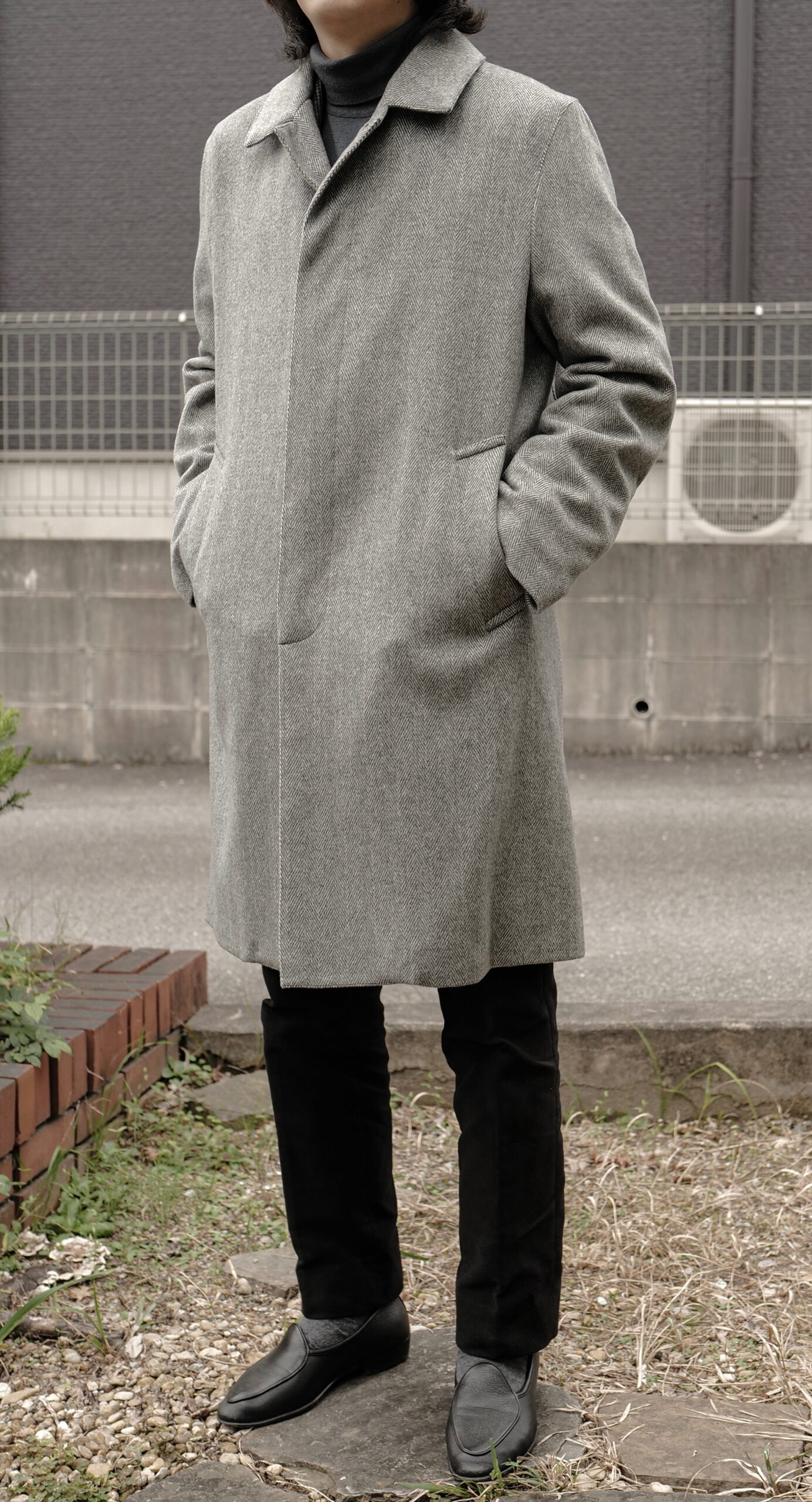 最高峰のカシミアを採用した【MACKINTOSH / マッキントッシュ】から