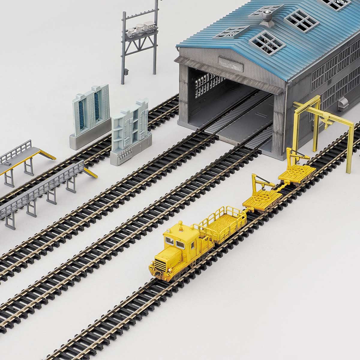 9804＞車両基地設備一式トータルセット＋プレハブ倉庫｜ストラクチャー