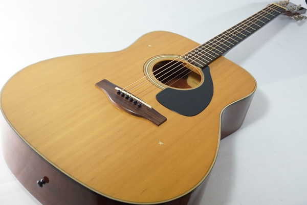 Yamaha 【FG-180 / 赤ラベル / 後期型 /音叉ロゴ / ハードケース】 | D