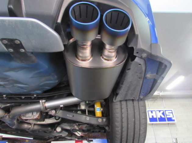 スバル WRX STI VAB HKS SUPER TURBO MUFFLER W-Tail Ti 取り付け