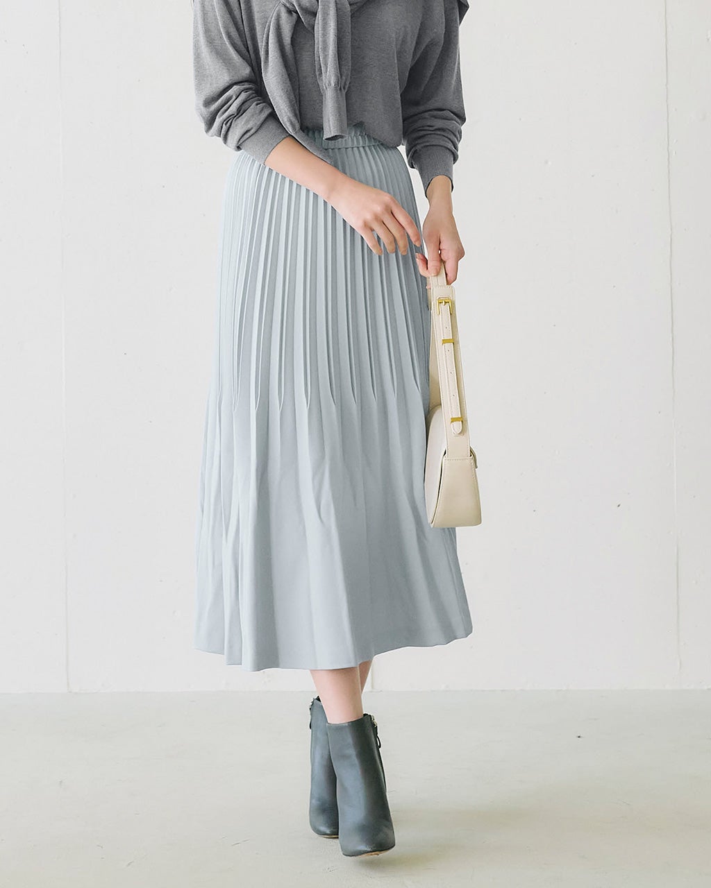 ウールライク・裾消しプリーツスカート/DoCLASSE