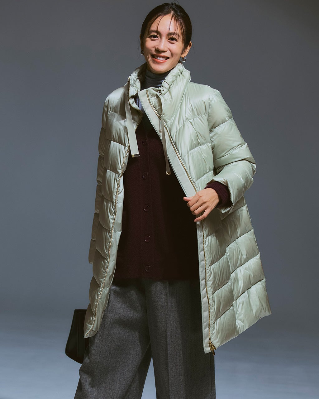 艶Airダウン・スタンドカラーロングコート/DoCLASSE