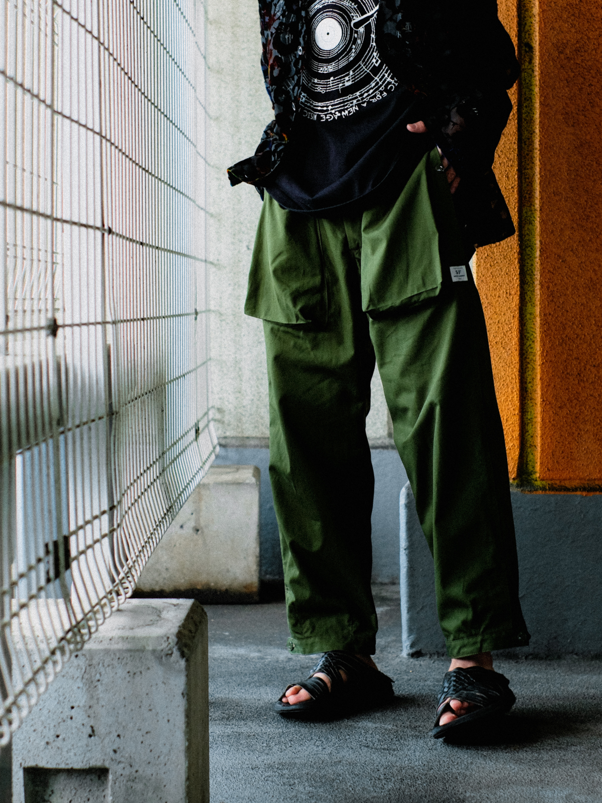 Vol.5464【SASSAFRAS：Digs Crew Pants 4/5】｜AUBERGE・Needles