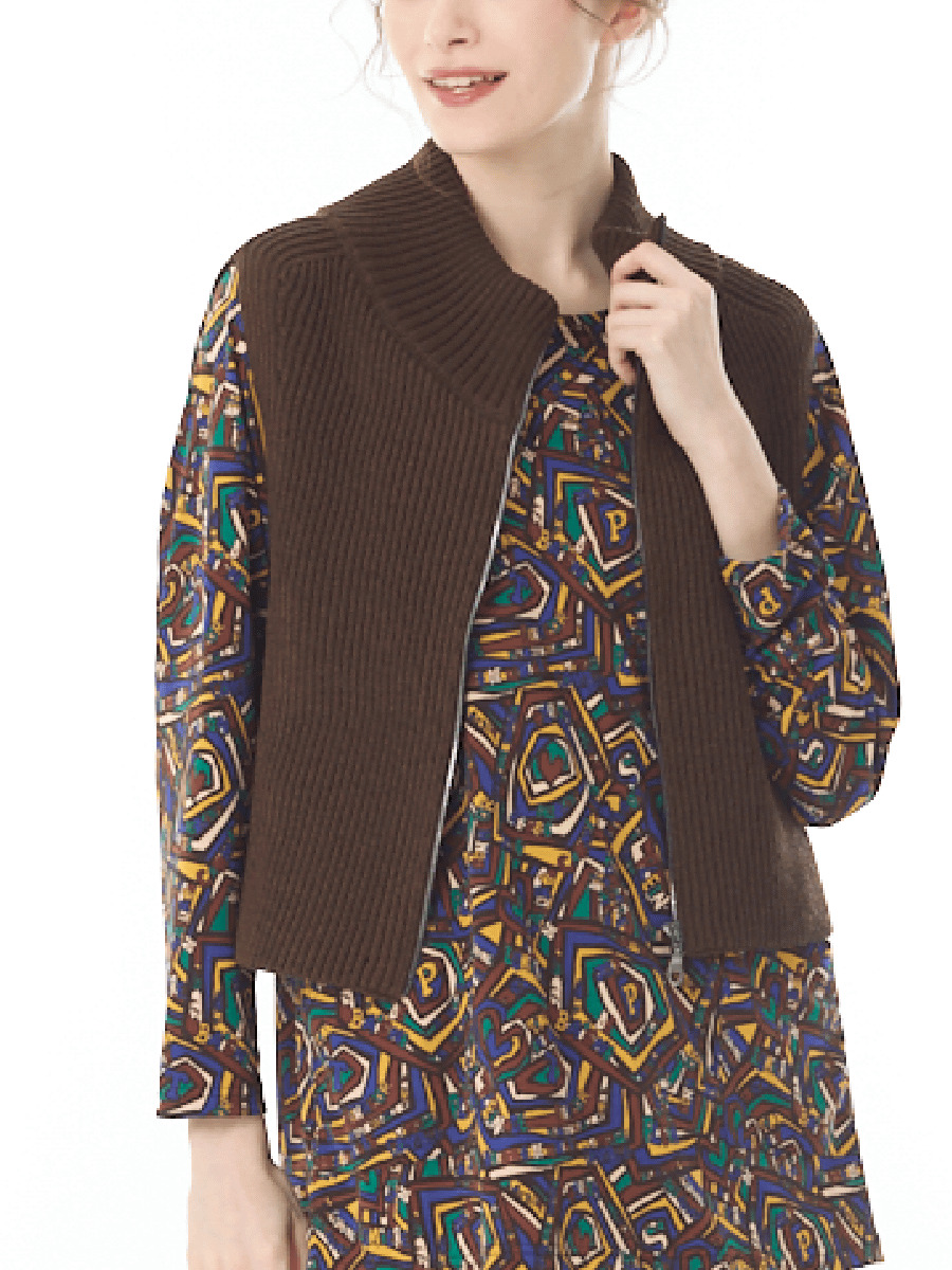 軽量ウール混ニットベスト｜アトリエドール公式オンラインショップ