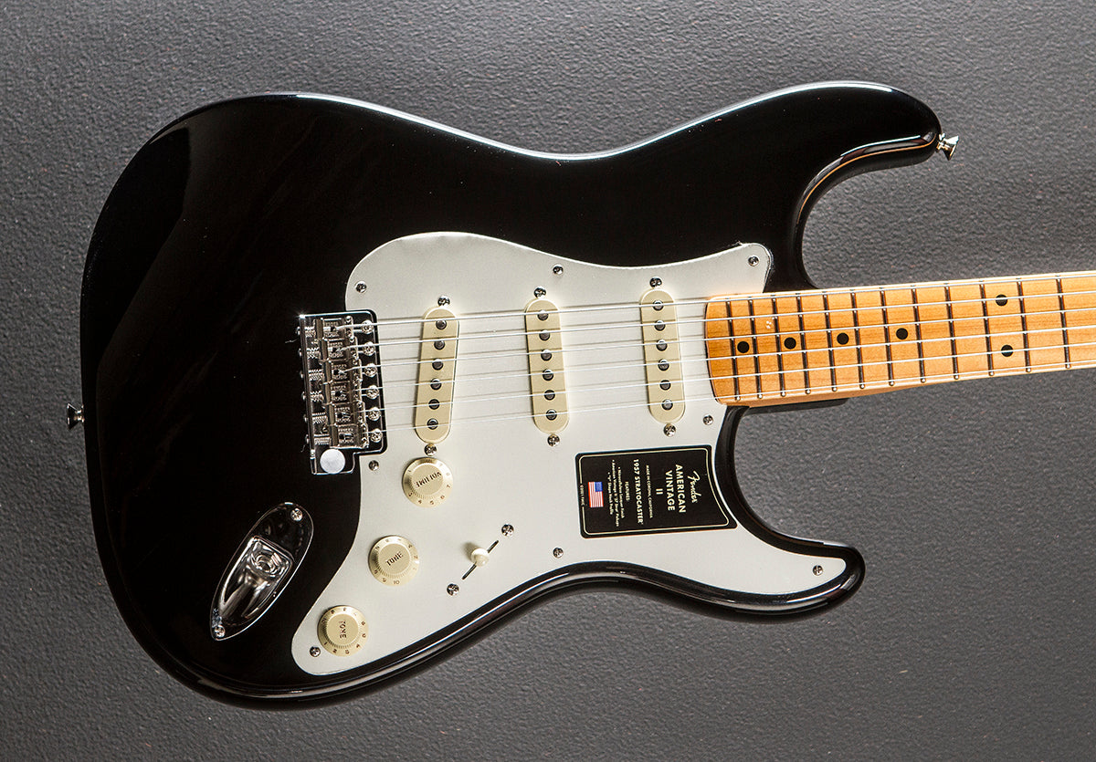 American Vintage II 1957 Stratocaster - Black – Dave's Guitar Shop