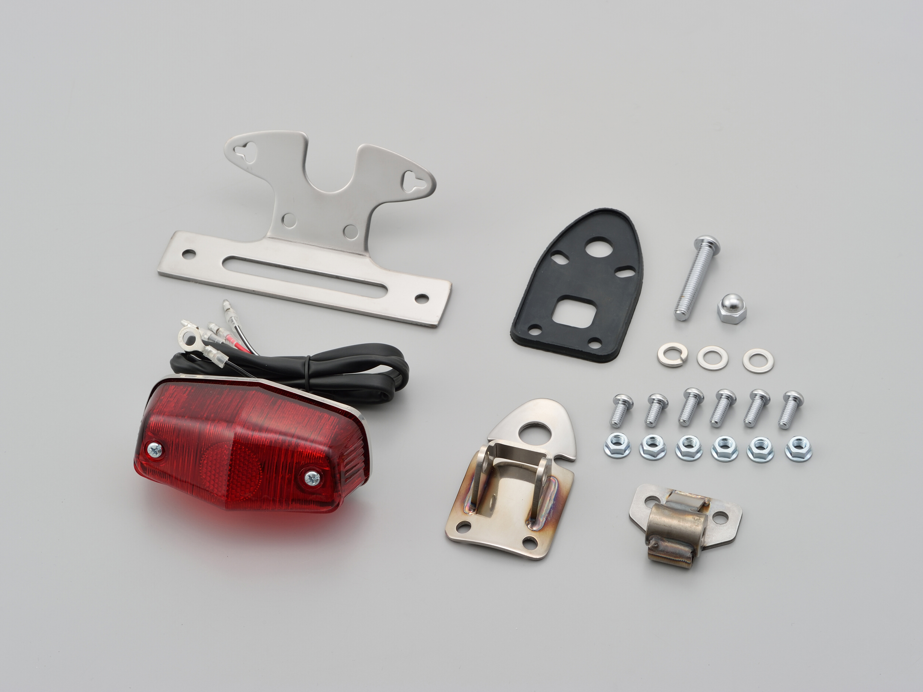 アジャスタブルテールランプキット ルーカス｜株式会社デイトナ