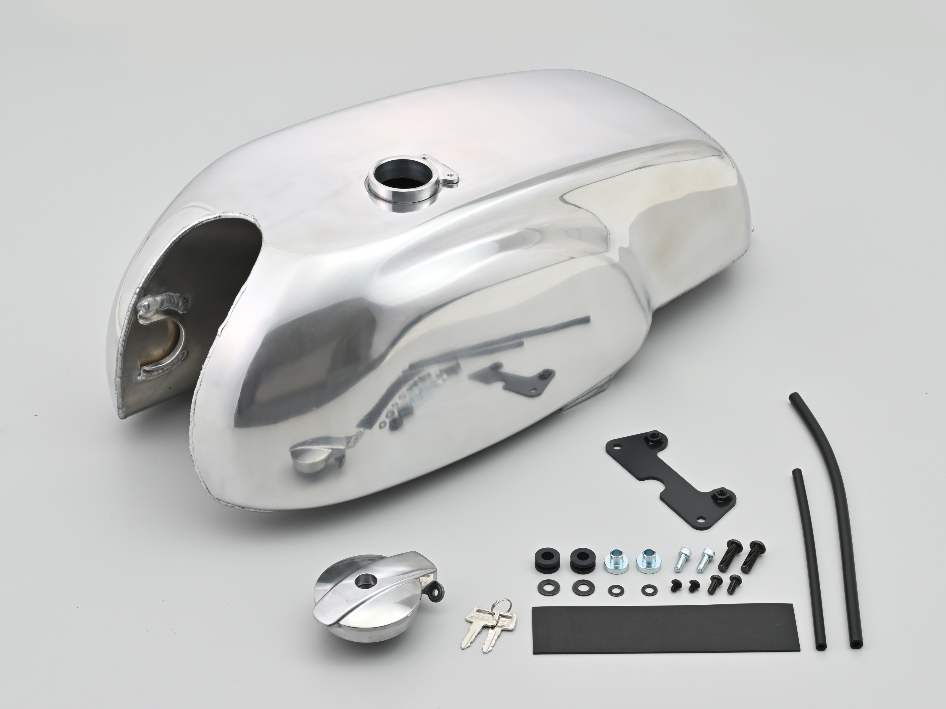 ノートンタイプアルミタンク SR400/500（'80～'08）｜株式会社デイトナ