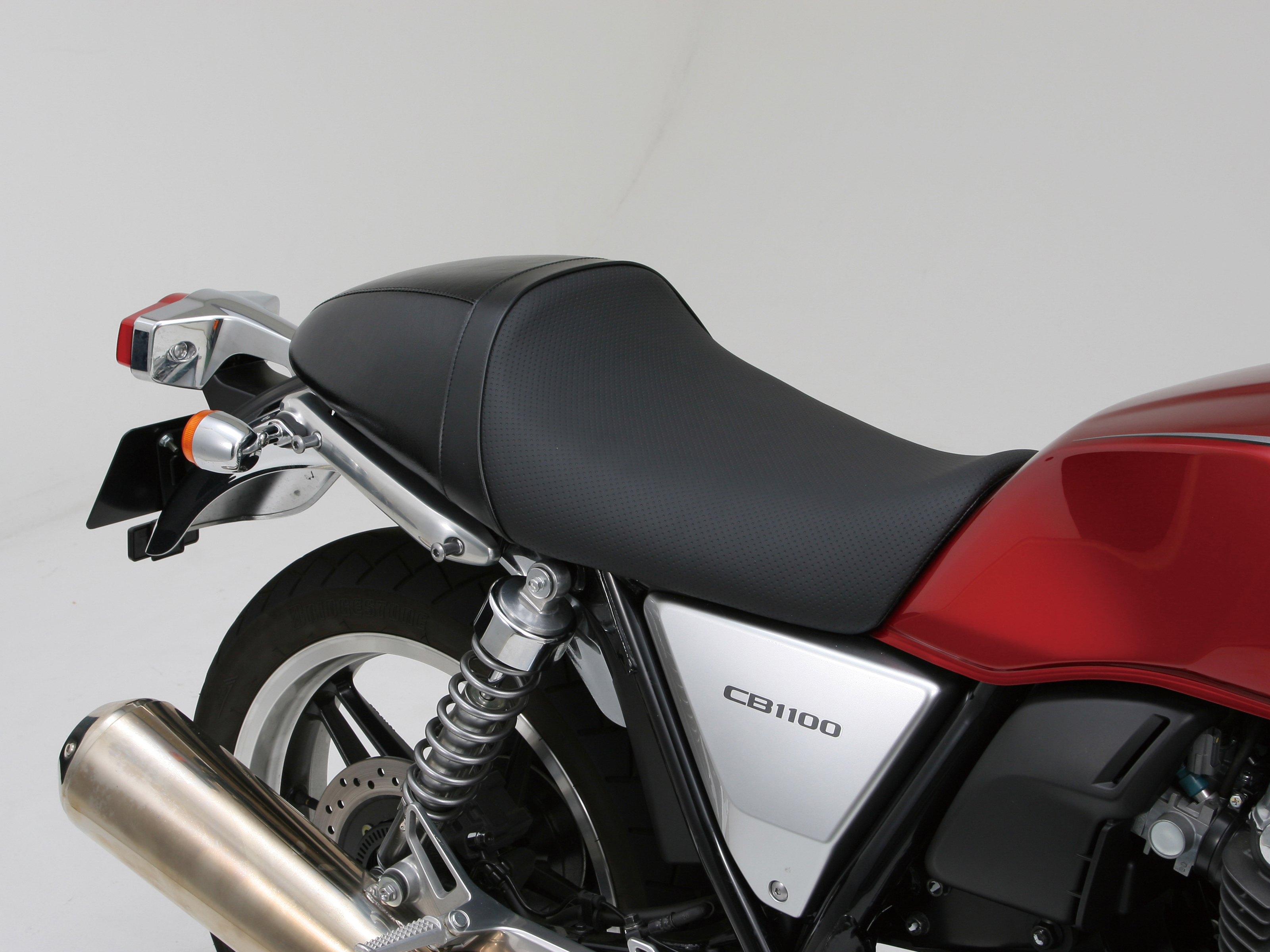 カスタムシートTYPE-CAFE CB1100/typeⅠ/typeⅡ/EX/RS｜株式会社デイトナ