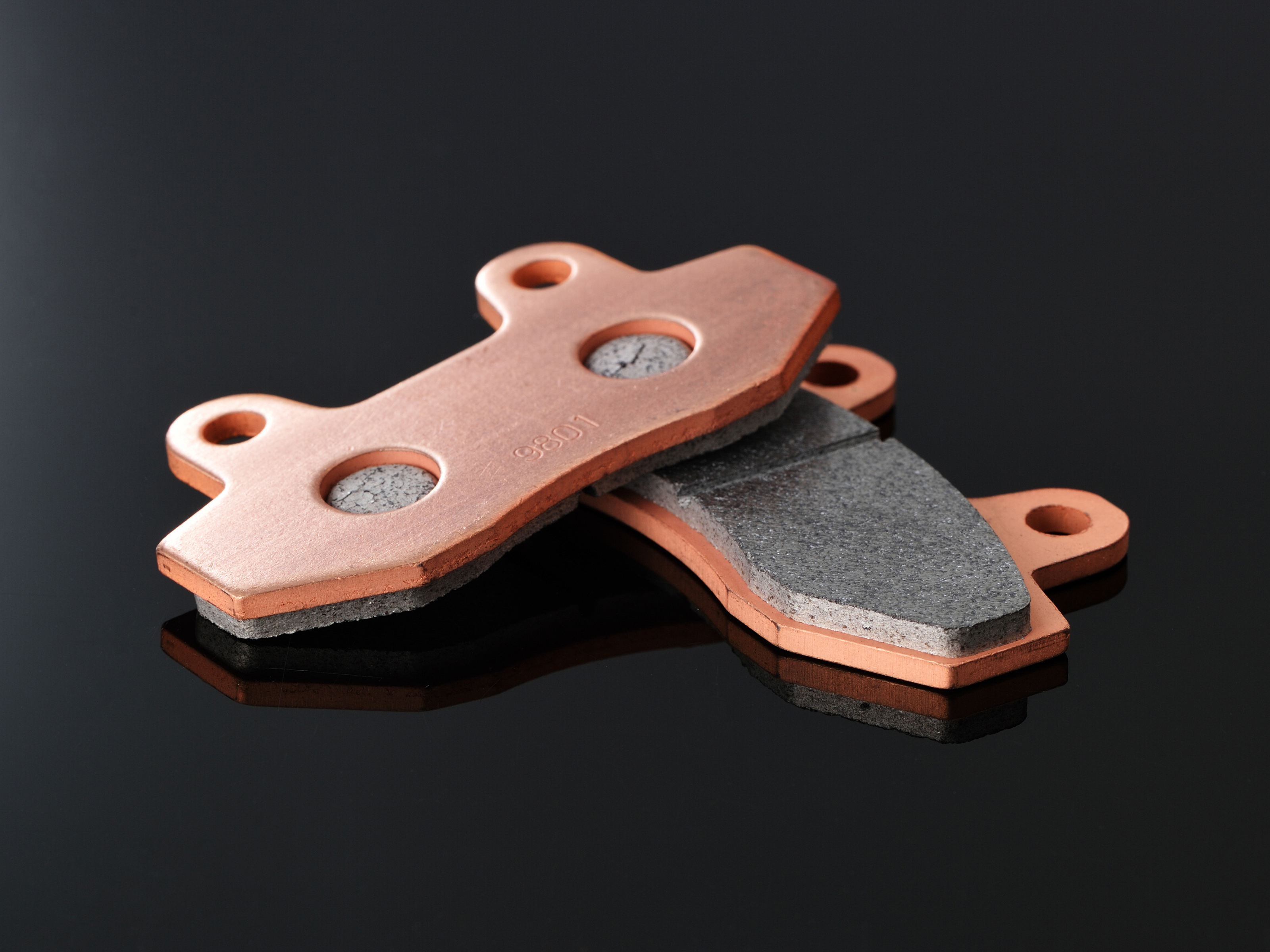 ゴールデンパッドχ｜株式会社デイトナ