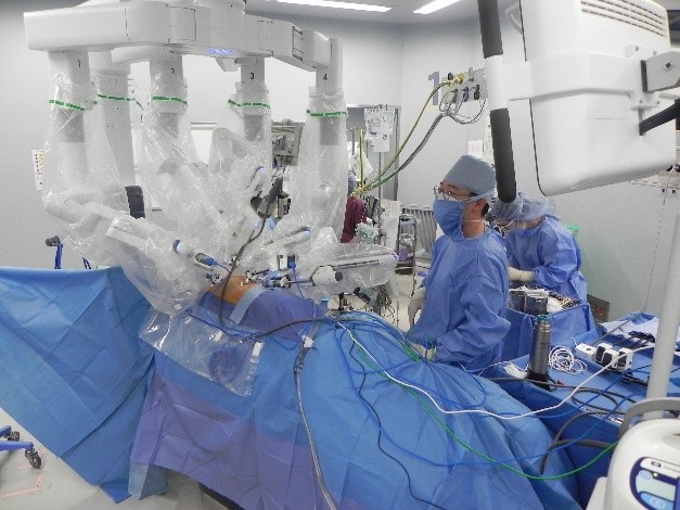 呼吸器外科のロボット支援下手術について | 診療科・部門 | 大雄会