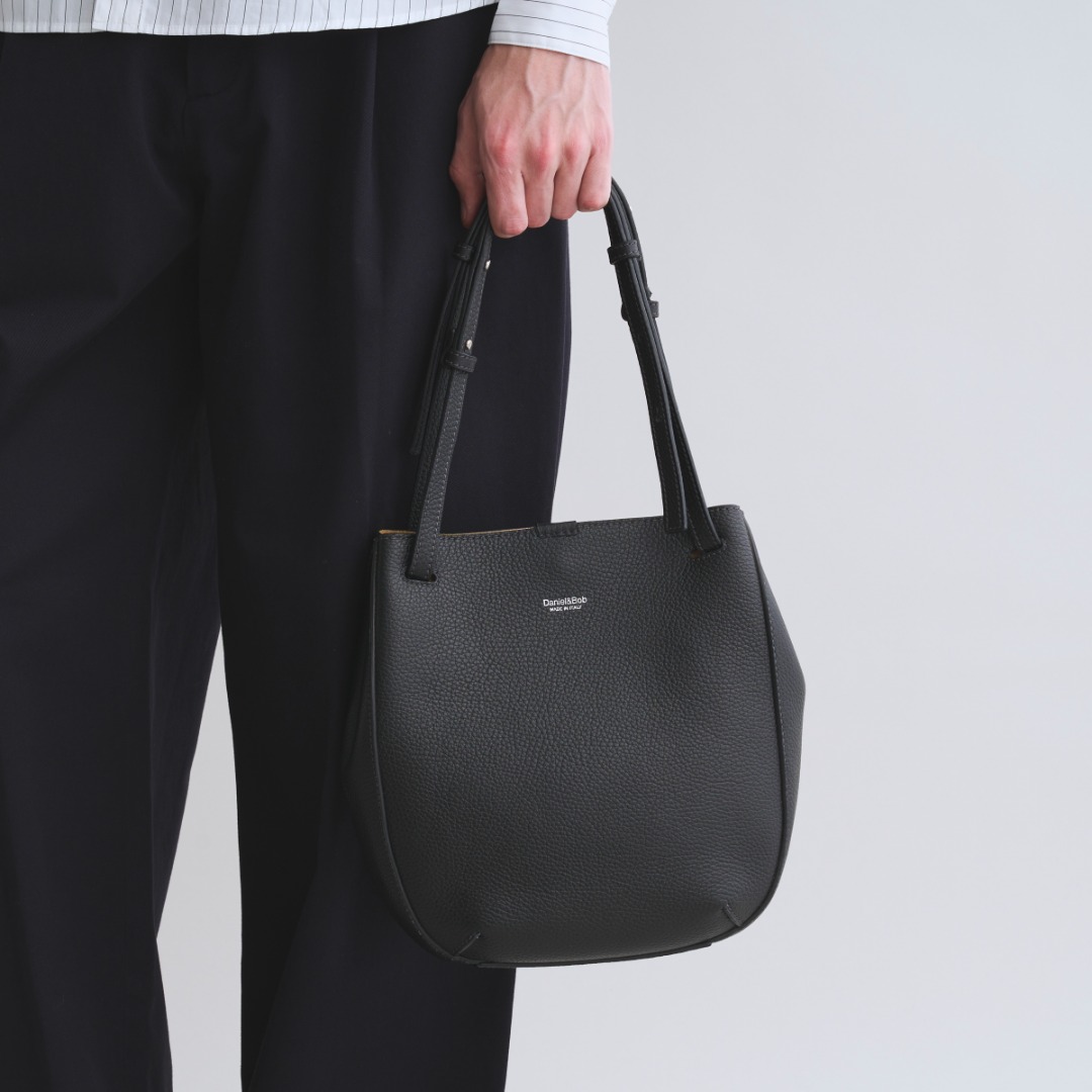 変幻自在のマルチバッグ「HOBO-25（ホーボー25）」｜ダニエル アンド