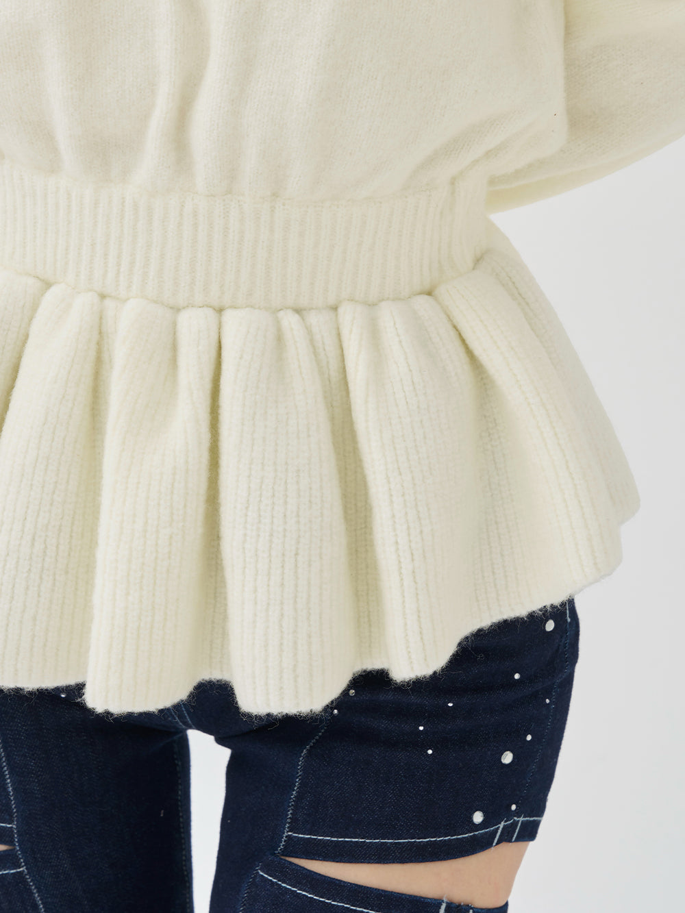 ぺプラムVネックニットトップス – Darich (ダーリッチ)