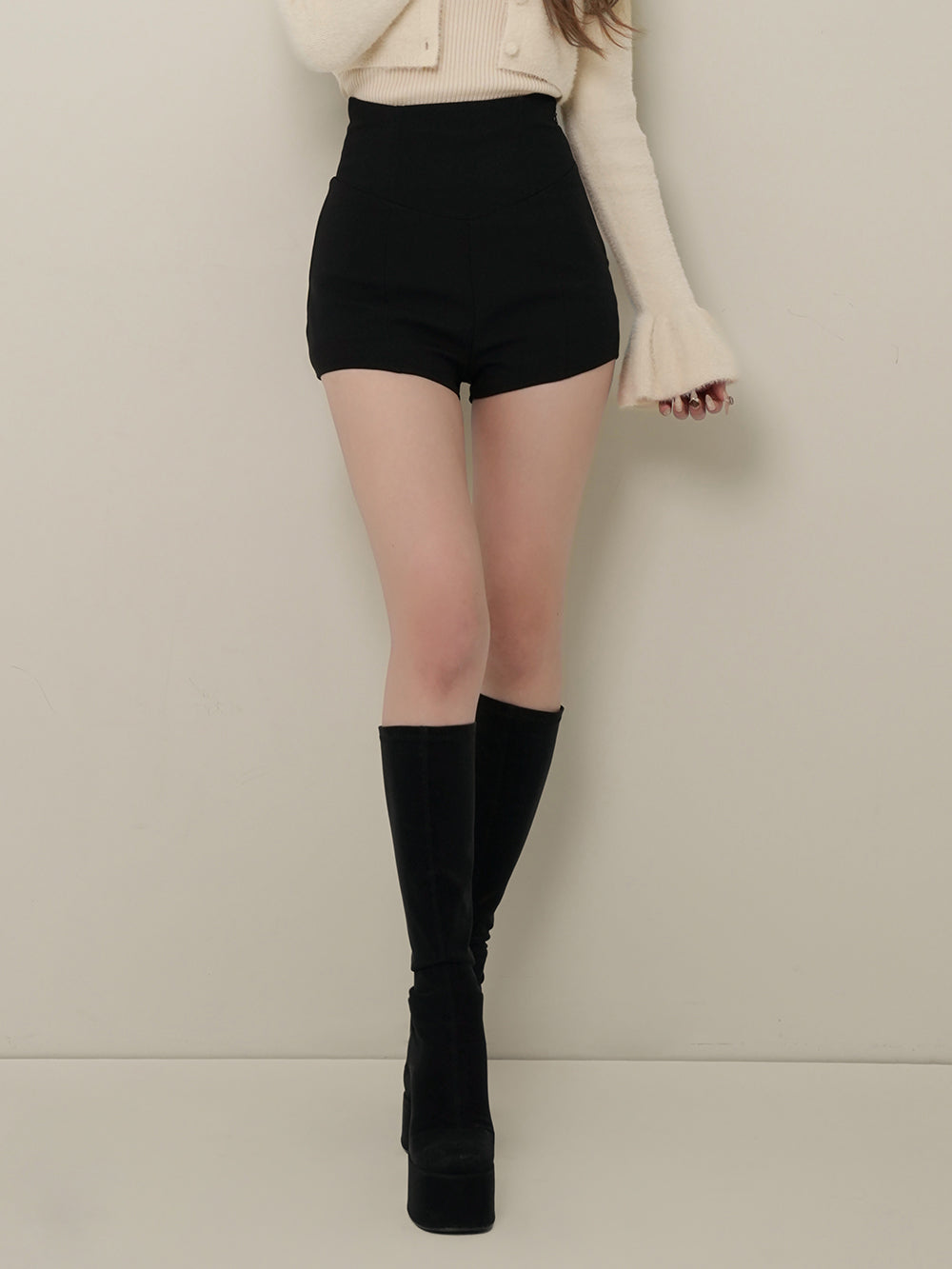 美シルエットショートパンツ – Darich (ダーリッチ)