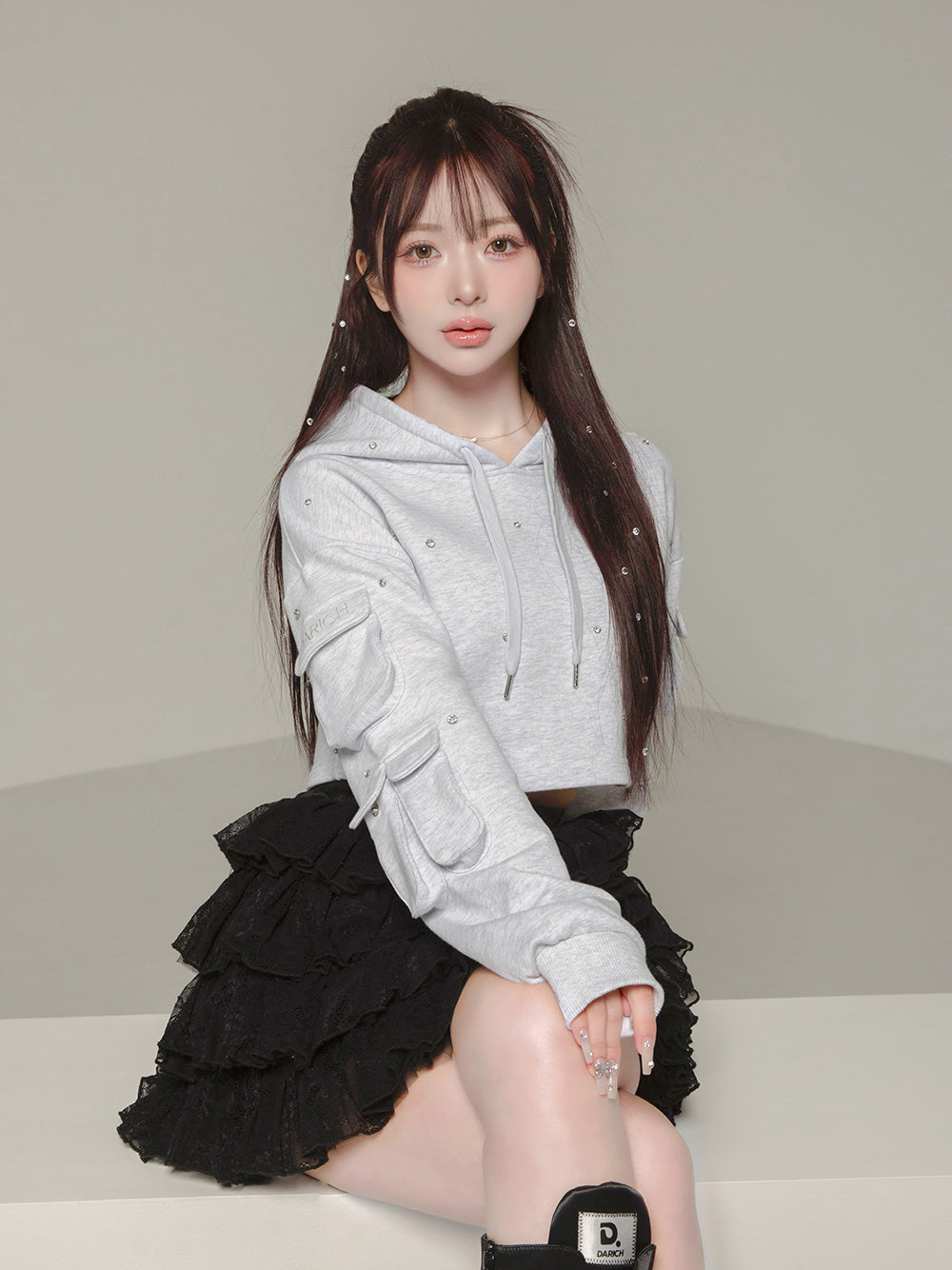 クロップドビジューフーディ – Darich (ダーリッチ)