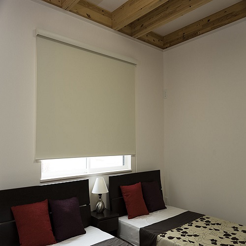 カバー付 ロールスクリーン エクシヴ 遮光タイプ 遮光ベージュ 45