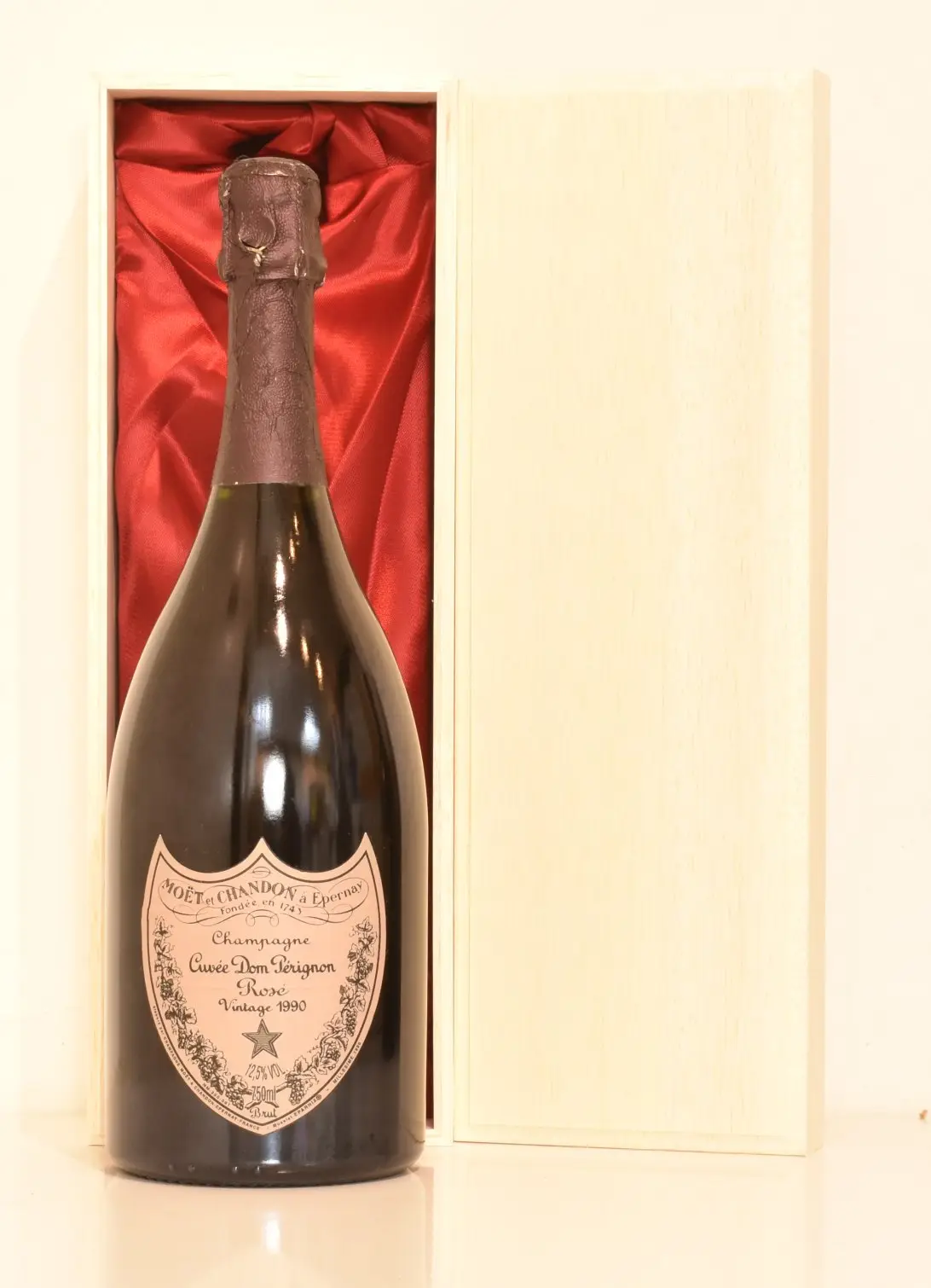 1990年 ドン・ペリニョン ロゼ ｜生まれ年ギフト・ヴィンテージ