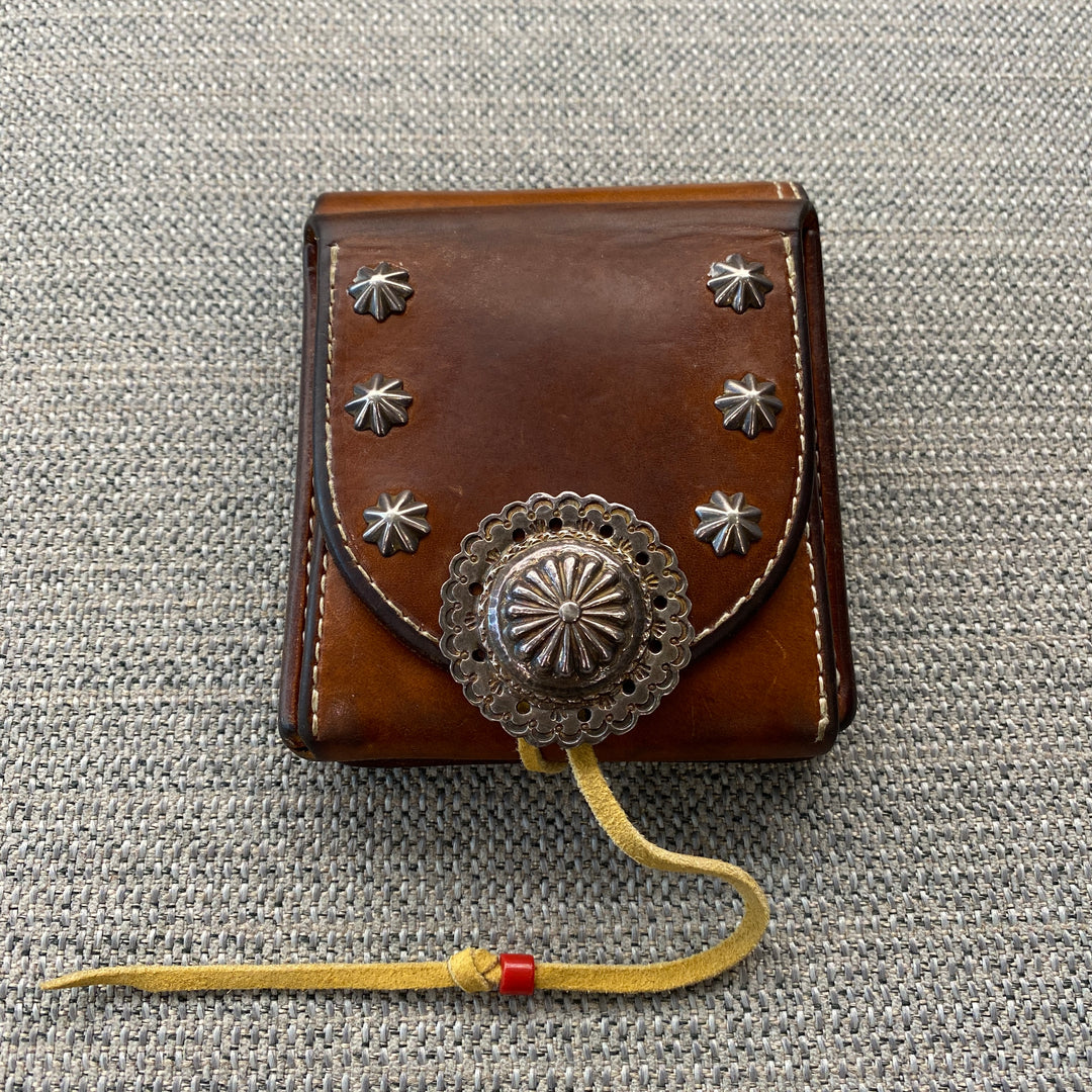 ゴローズ goro's カスタム新型二つ折り財布(サドル) – DELTAone