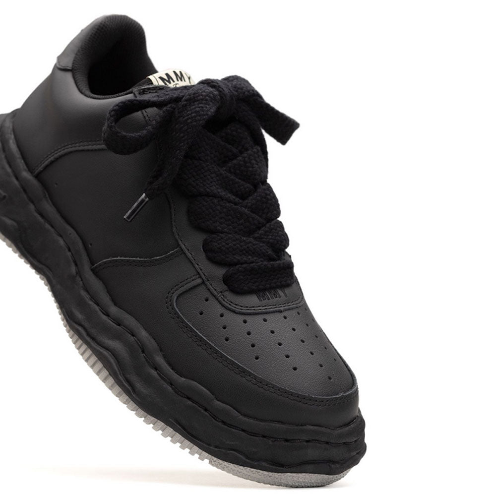 WAYNE) OG Sole Leather Low-top Sneaker BLACKxBLACK (A07FW702