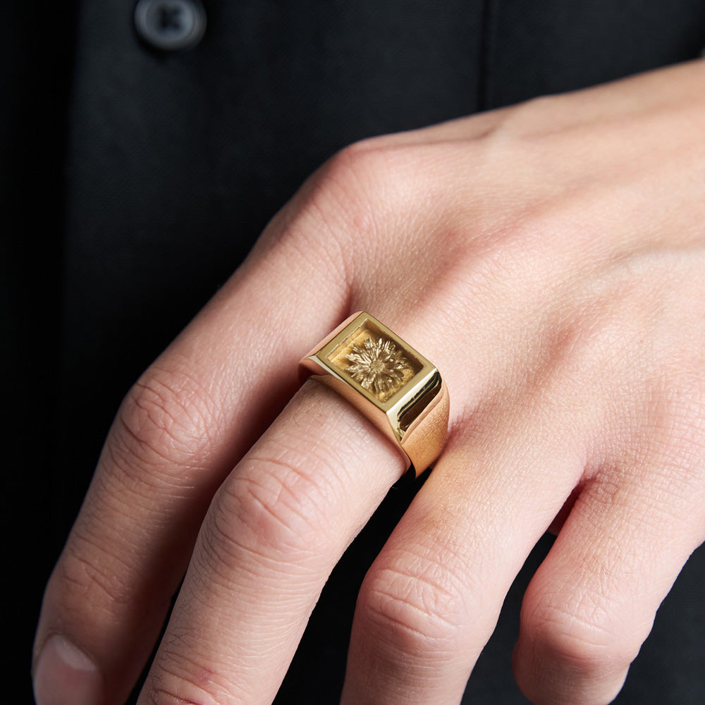 XOLO JEWELRY (ショロ) Signet Ring with Golden Palm Flower XOR118