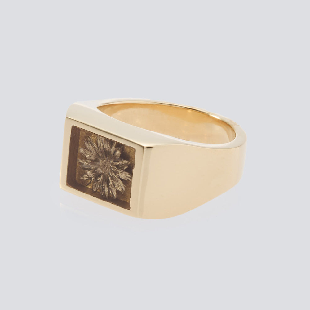 XOLO JEWELRY (ショロ) Signet Ring with Golden Palm Flower XOR118