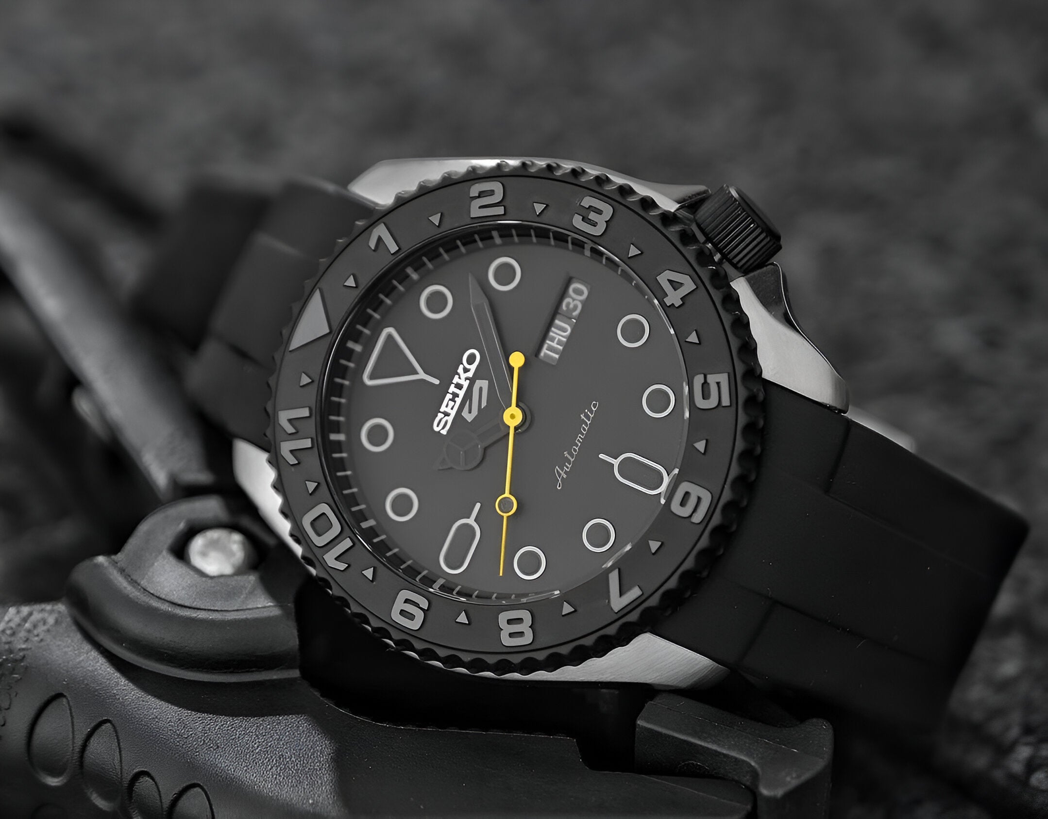 Ceramic Insert - 007 Yacht Master Dual Time Black - DLW WATCHES