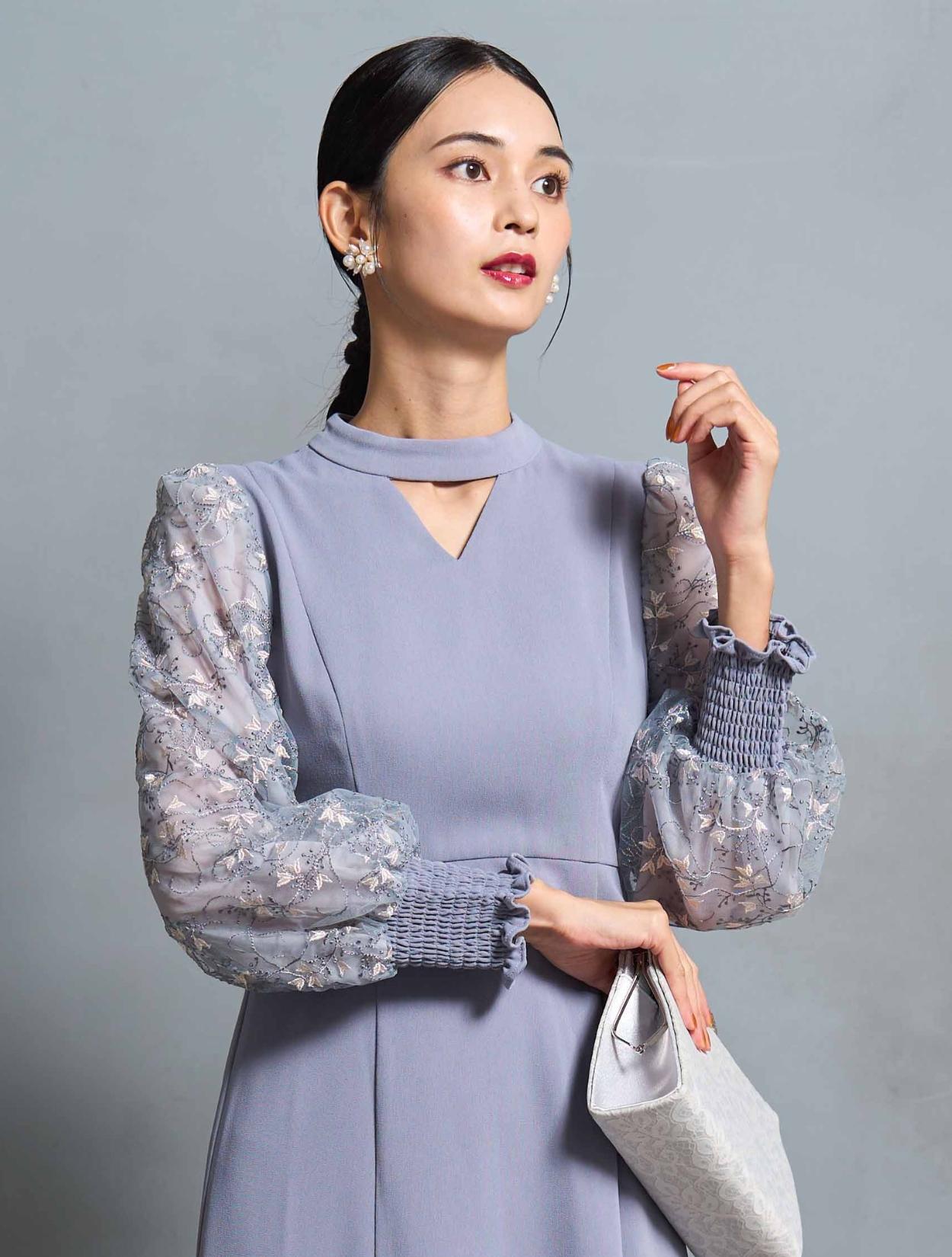 M/L】エンブロイダリーレースドレス（Lグレー）DPSET0627のレンタル