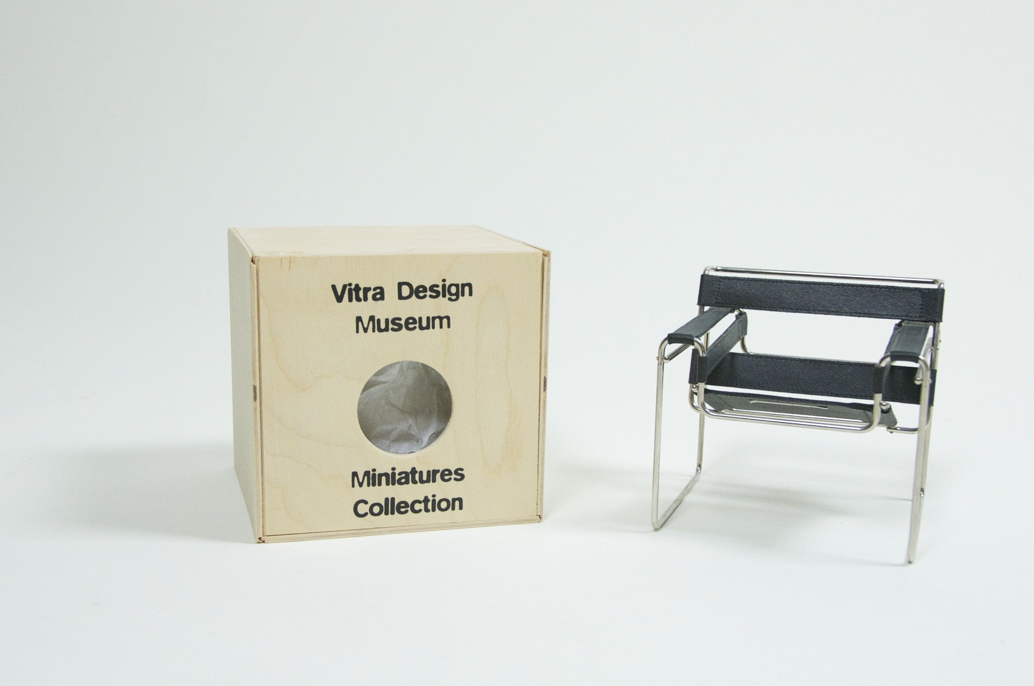 Vitra Miniature Design Wassily B3 Chair Mint Condition, Unused – D