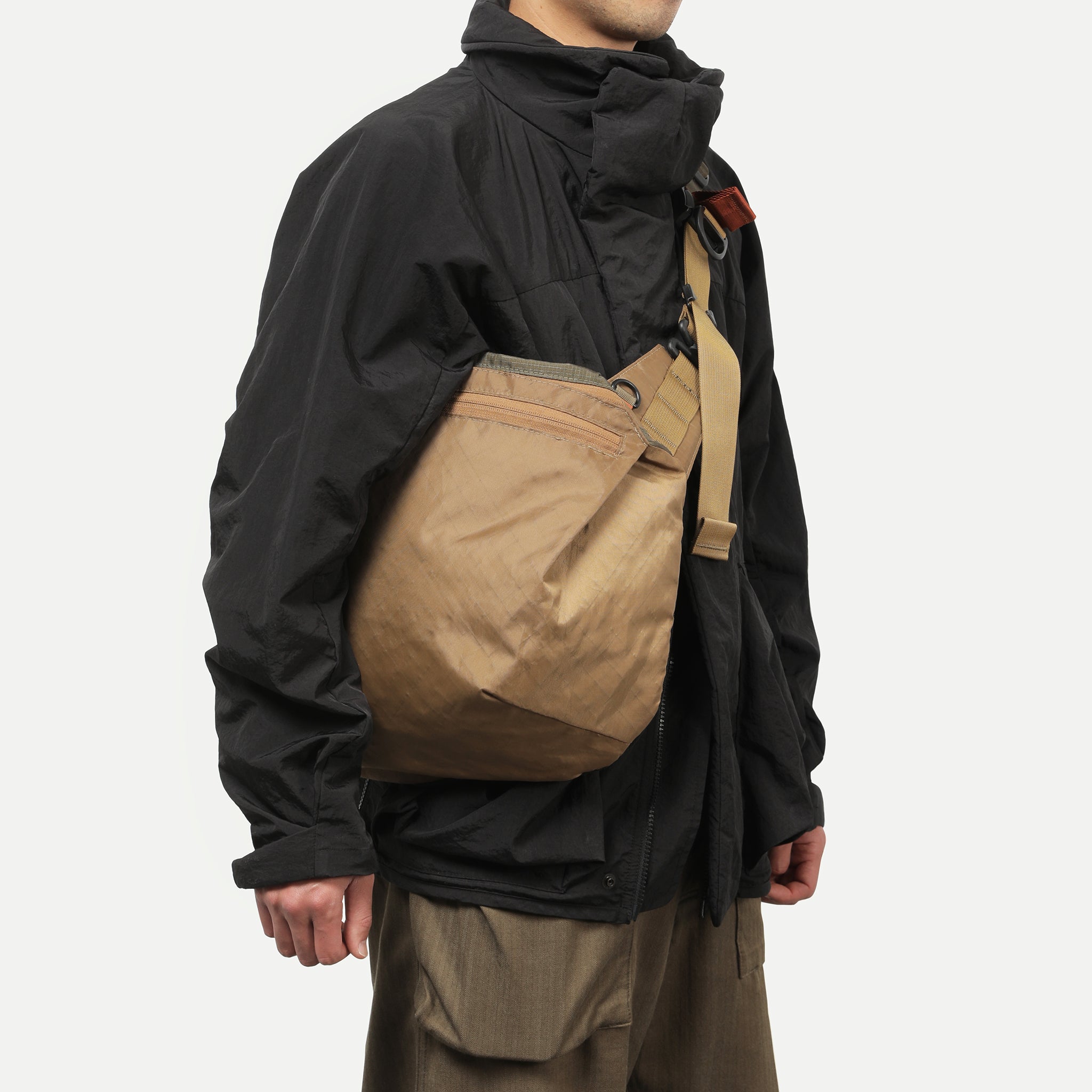 Unit Shoulder Bag - RND Edition - Dyneema - Black – DSPTCH