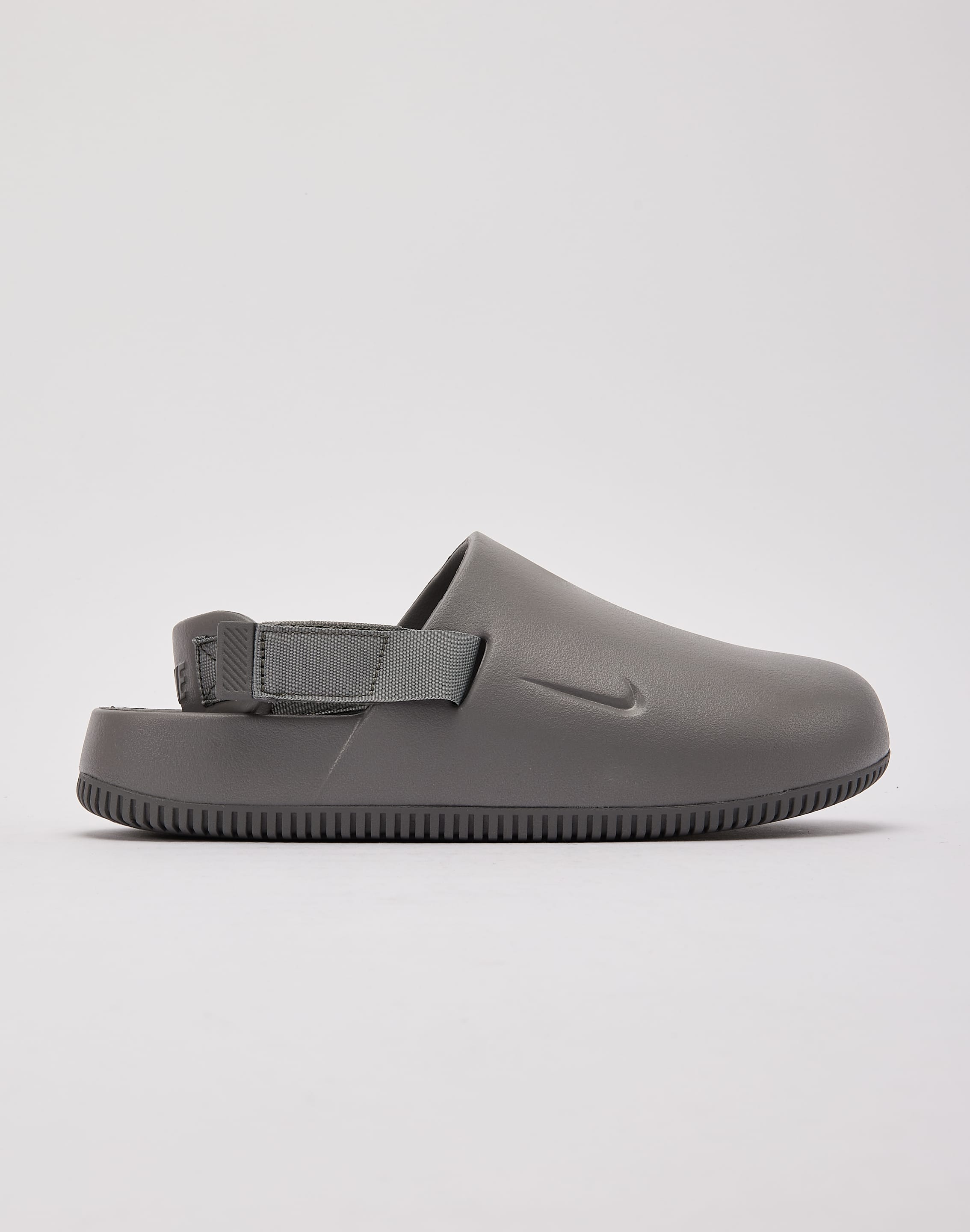 Nike Calm Mules – DTLR