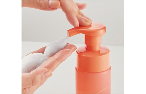 ココニ うるおい 泡洗顔［泡洗顔］ | スキンケア | お掃除用品のダスキン