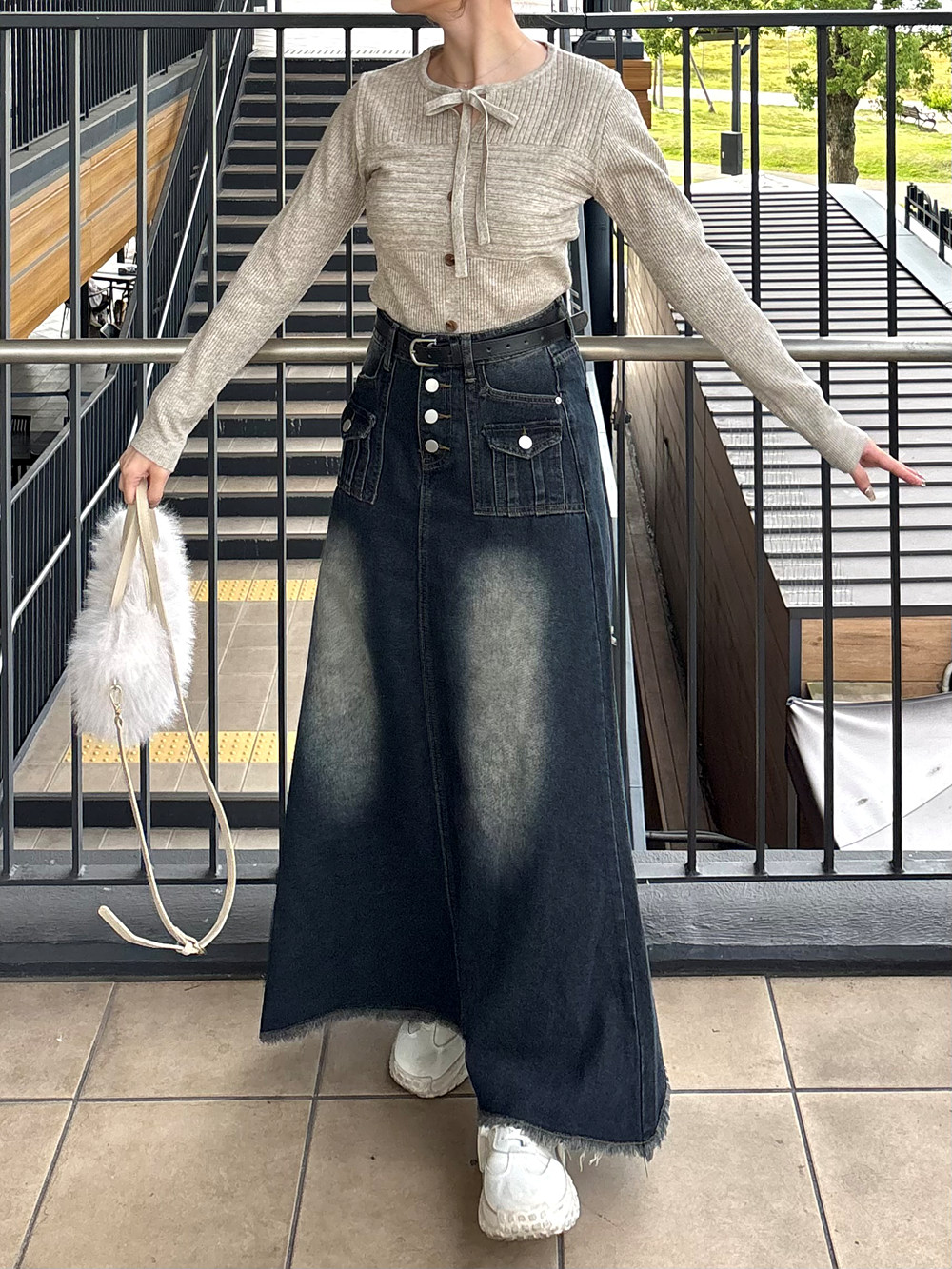 ベルト付ポケットフレアデニムスカート | レディースファッション通販