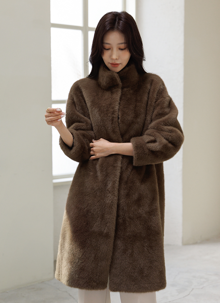 ハイネックホックエコファーコート | レディースファッション通販 - DHOLIC