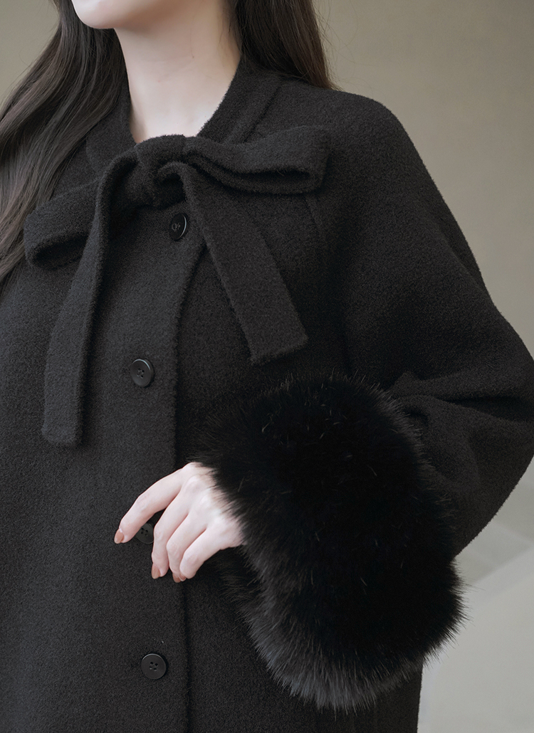 リボンネックエコファースリーブハーフコート | レディース