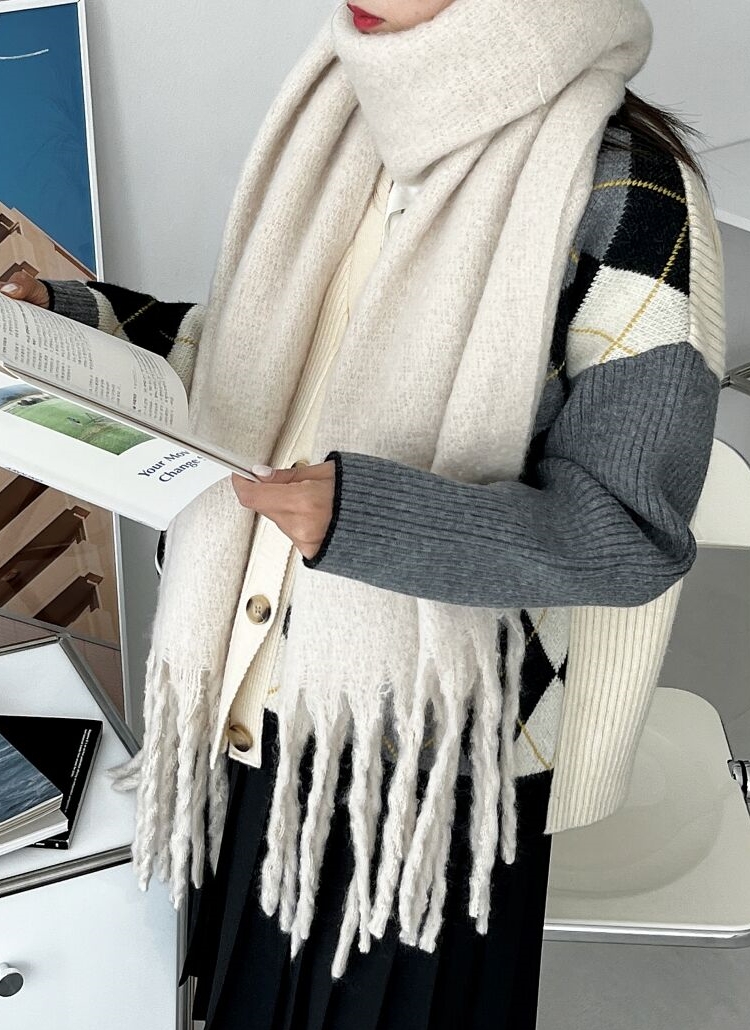 フリンジソフトタッチマフラー(アイボリー) | レディースファッション