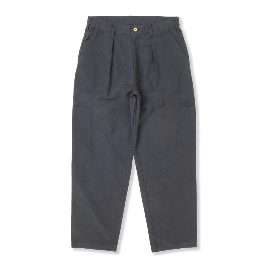 初コラボ作は♂度UPのカバーオール‼︎ アヴィレックス×ユニバーサル