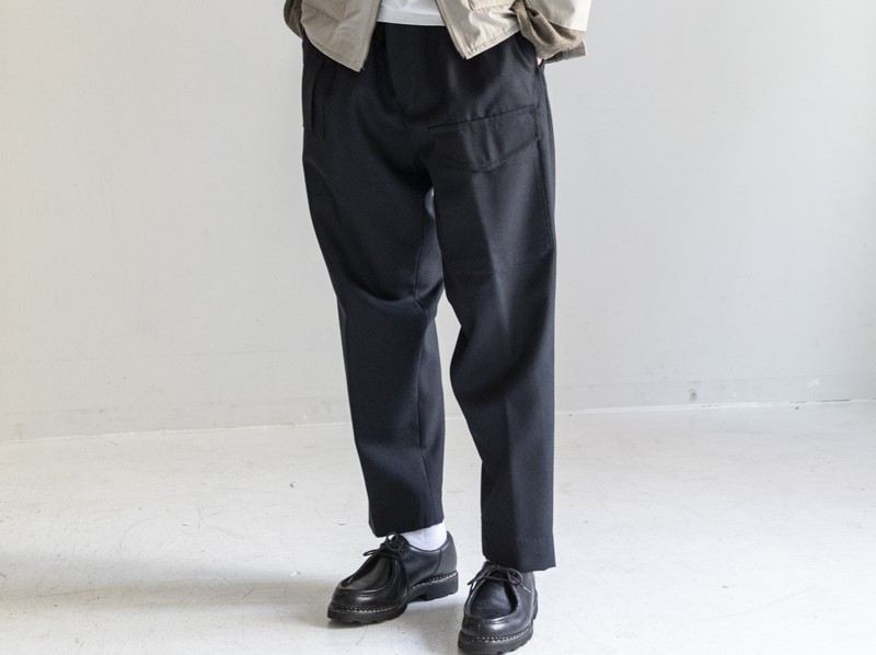 ナイジェル・ケーボン初!?】まさかの“ビジネス可”なカーゴスラックス